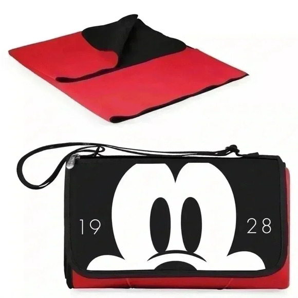 Mickey Mouse Picnic Blanket Messenger Bag - Picture 1 of 4